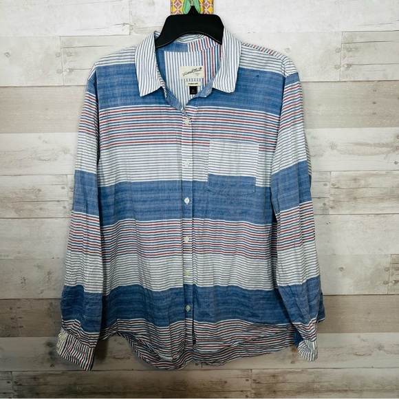 Universal Thread Button Down - Picture 1 of 4